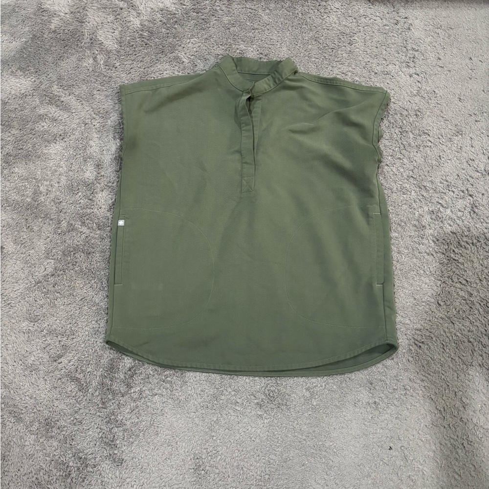 XXS FIGS Moss Scrub Top